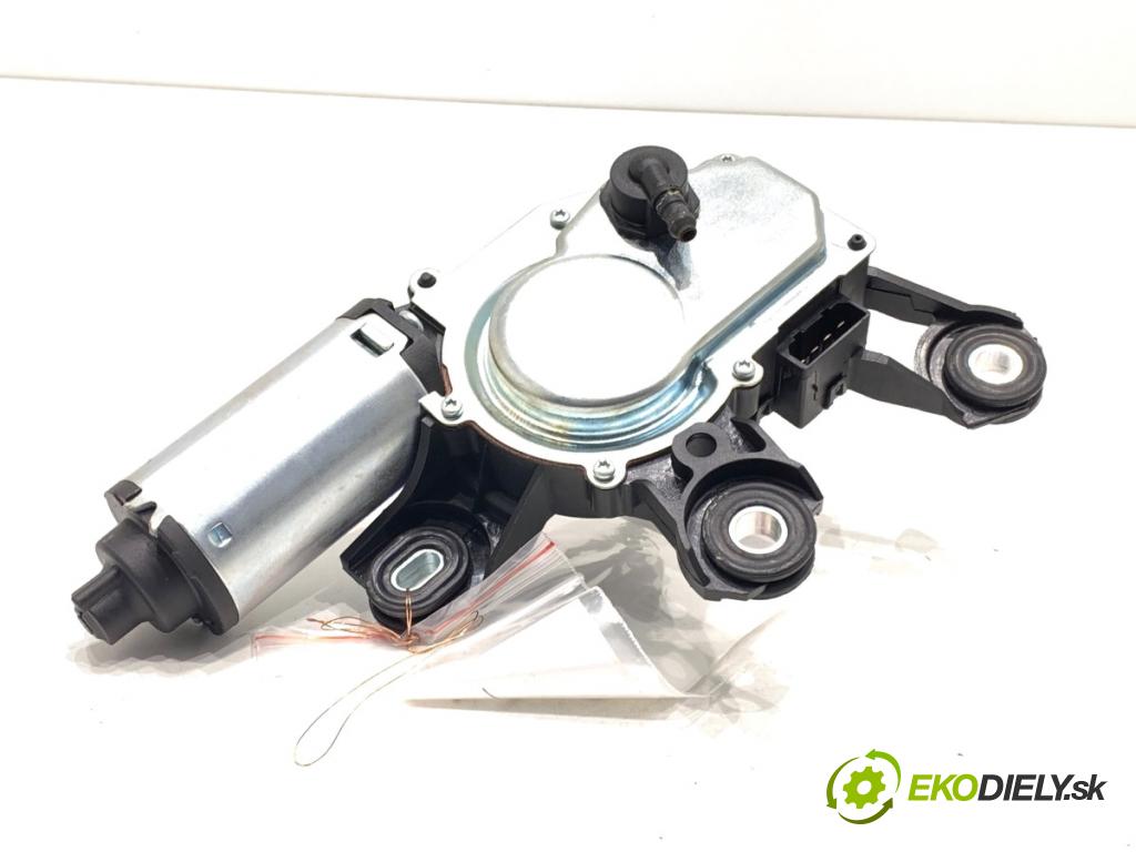 AUDI A4 B6 Kombi 2002 96 kW 1.9 TDI 1896 Motor stieračov zad