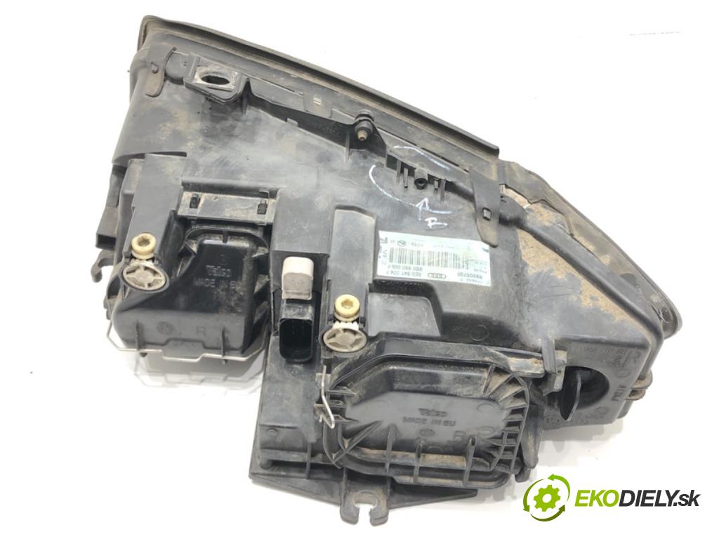 AUDI A4 B6 Kombi 2002 96 kW 1.9 TDI 1896 světlomet pravý přední část 8E0941004F