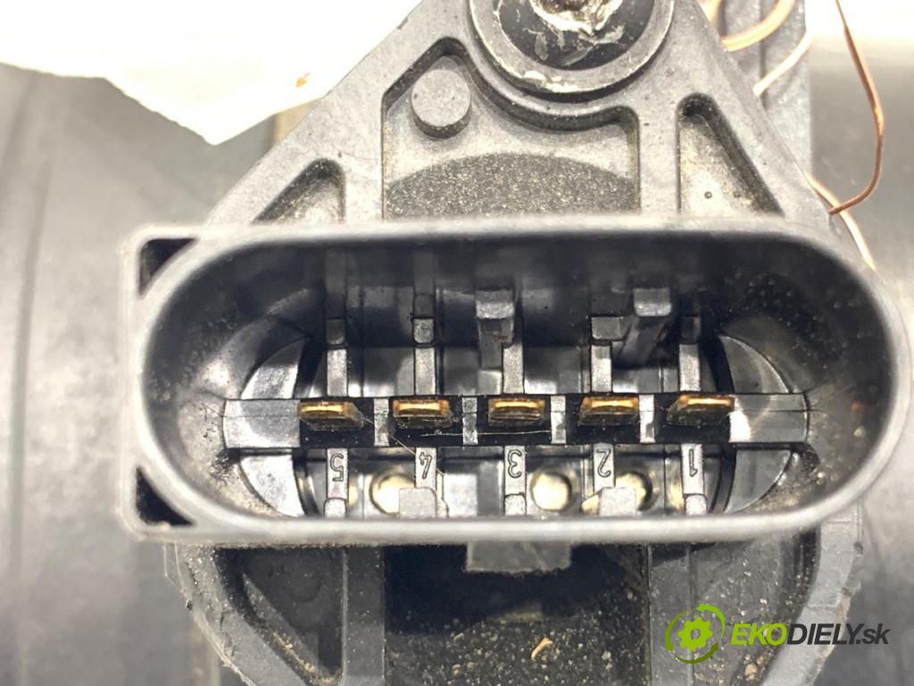 AUDI A4 B6 Kombi 2002 96 kW 1.9 TDI 1896 Váha vzduchu 074906461B (Váha vzduchu)