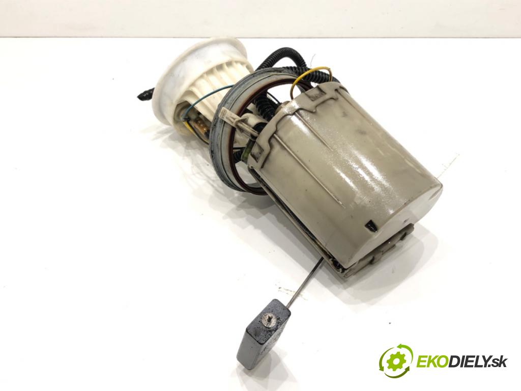 AUDI A4 B6 Kombi 2002 96 kW 1.9 TDI 1896 pumpa paliva 8E0919250