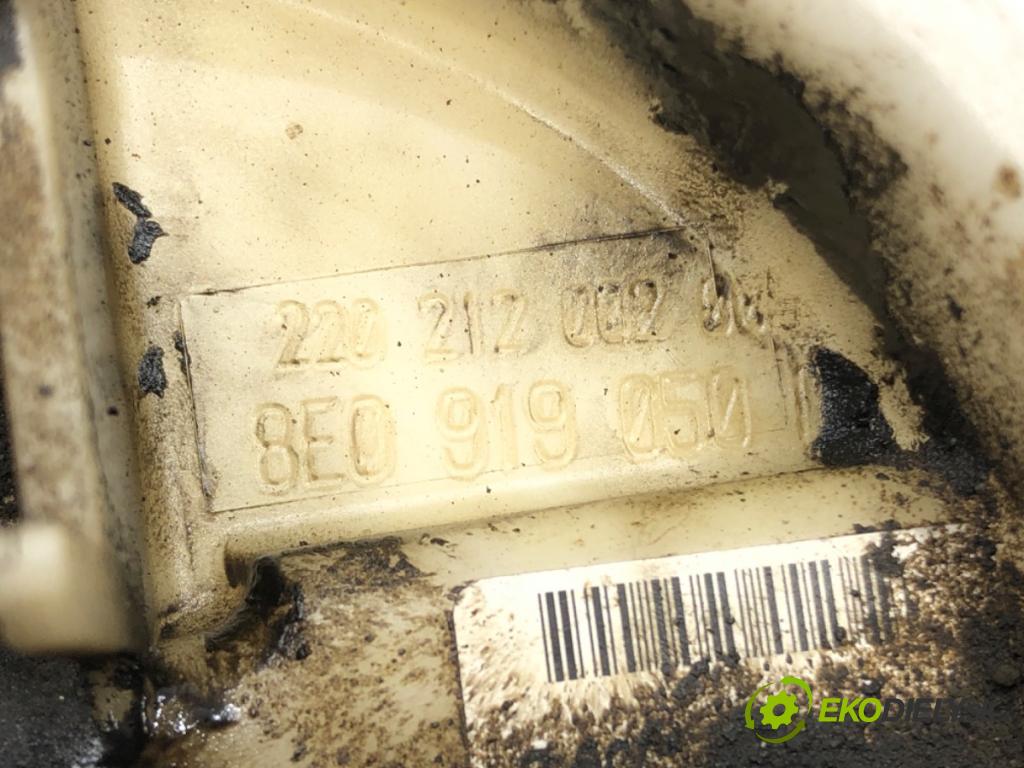 AUDI A4 B6 Kombi 2002 96 kW 1.9 TDI 1896 pumpa paliva 8E0919250