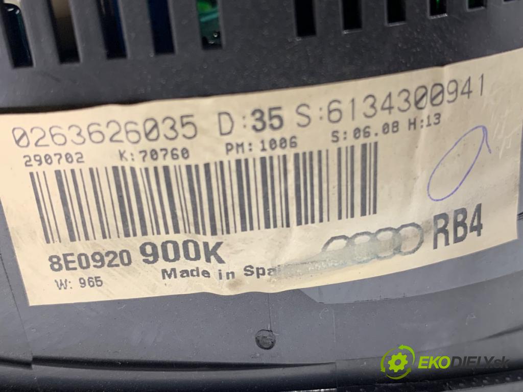 AUDI A4 B6 Kombi 2002 96 kW 1.9 TDI 1896 Prístrojovka 8E0920900K (Prístrojová doska)