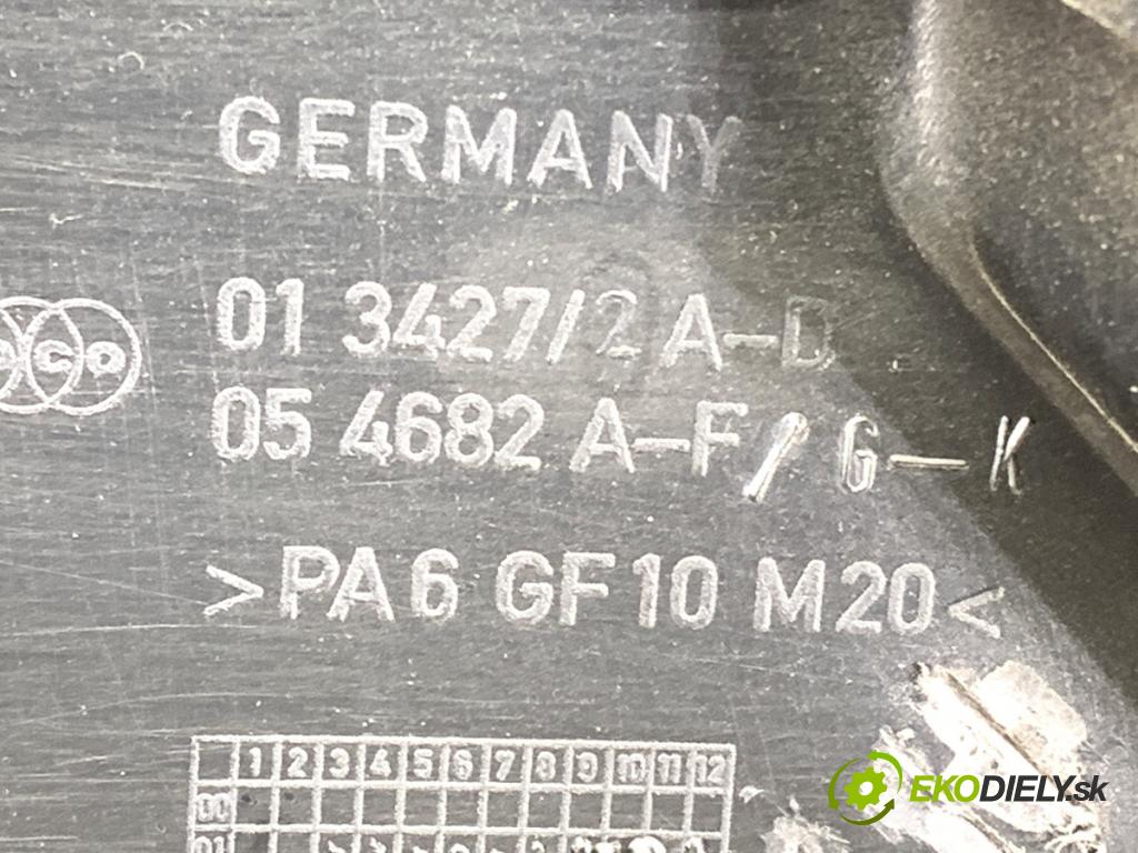 AUDI A4 B6 Kombi 2002 96 kW 1.9 TDI 1896 kryt motora  (Kryty motora)