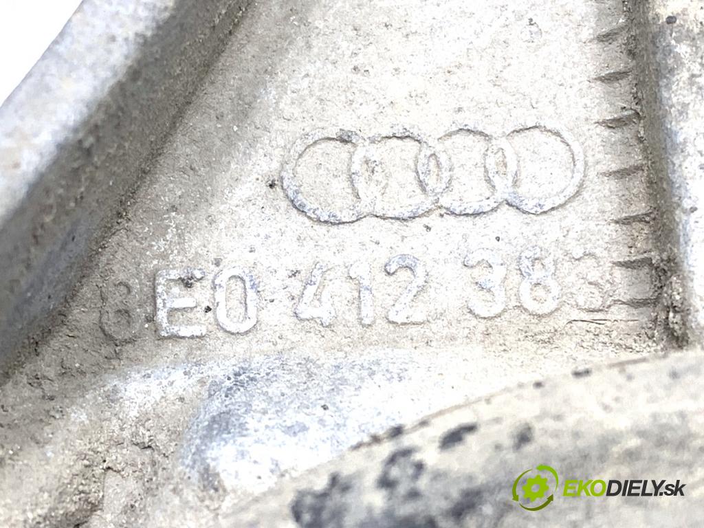 AUDI A4 B6 Kombi 2002 96 kW 1.9 TDI 1896 Uchytenie Držiak tlmiča predný pravé