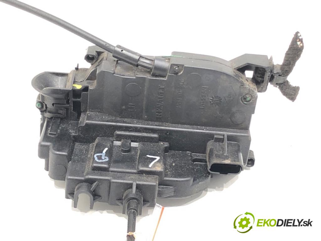 RENAULT MEGANE III nadwozie zamknięte / kombi 2012 81 kW 1.5 dCi 1461 zámok dveře levý přední část 805030001R
