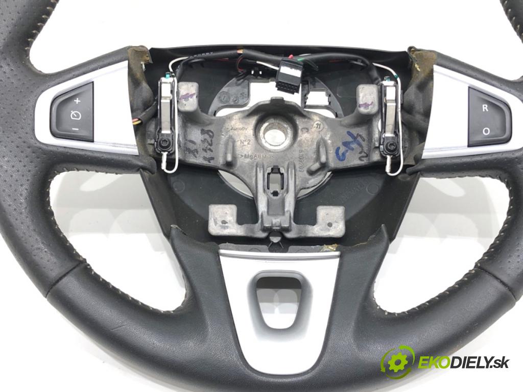 RENAULT MEGANE III nadwozie zamknięte / kombi 2012 81 kW 1.5 dCi 1461 Volant  (Volant)