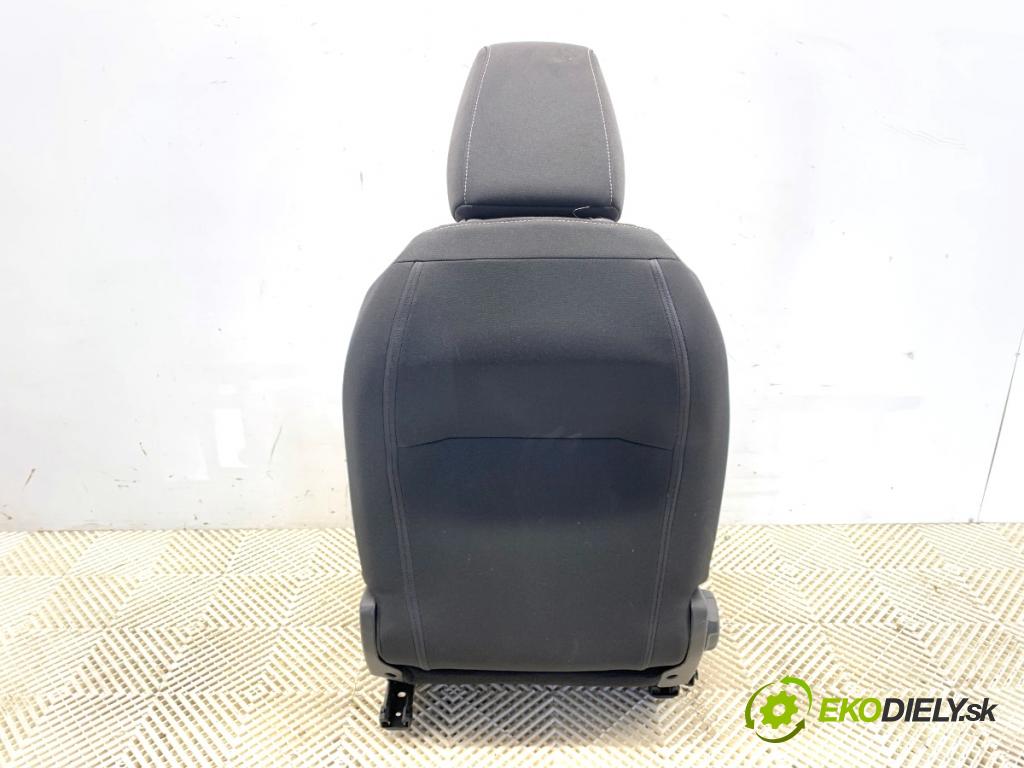 OPEL CORSA F liftback 2020 55 kW 1.2 (68) 1199 Sedadlo pravy predný