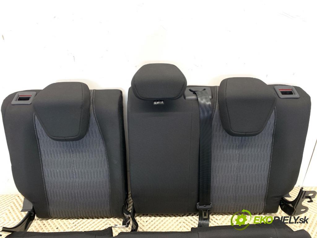 OPEL CORSA F liftback 2020 55 kW 1.2 (68) 1199 Sedadlo druhý rad