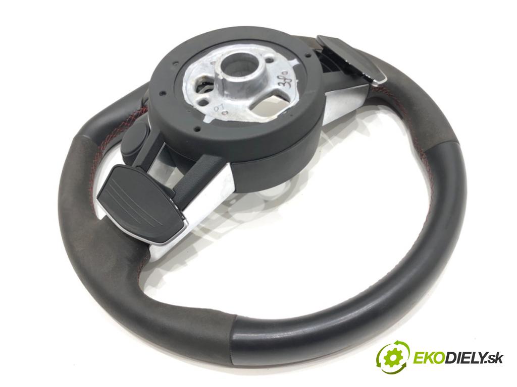 AUDI TT 8S coupe 2018 294 kW 2.5 RS quattro 2480 Volant  (Volant)