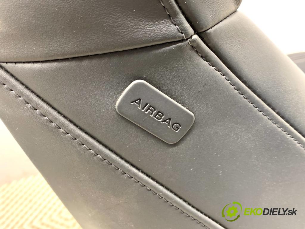 AUDI A4 B8 sedan 2014 140 kW 2.0 TDI 1968 Sedadlá, sedačky Sedadlo bočné S-LINE