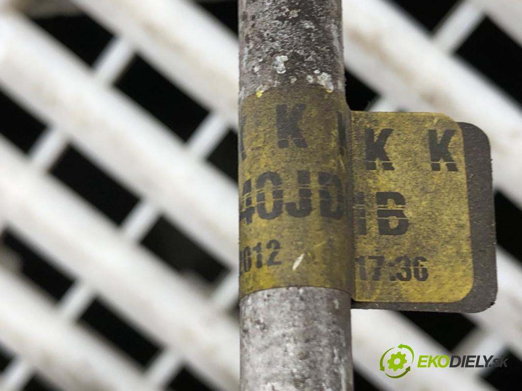 NISSAN QASHQAI J10 SUV 2012 86 kW 1.6 LPG 1598 rúrka klimatizácie  (Rúrka klimatizácie)