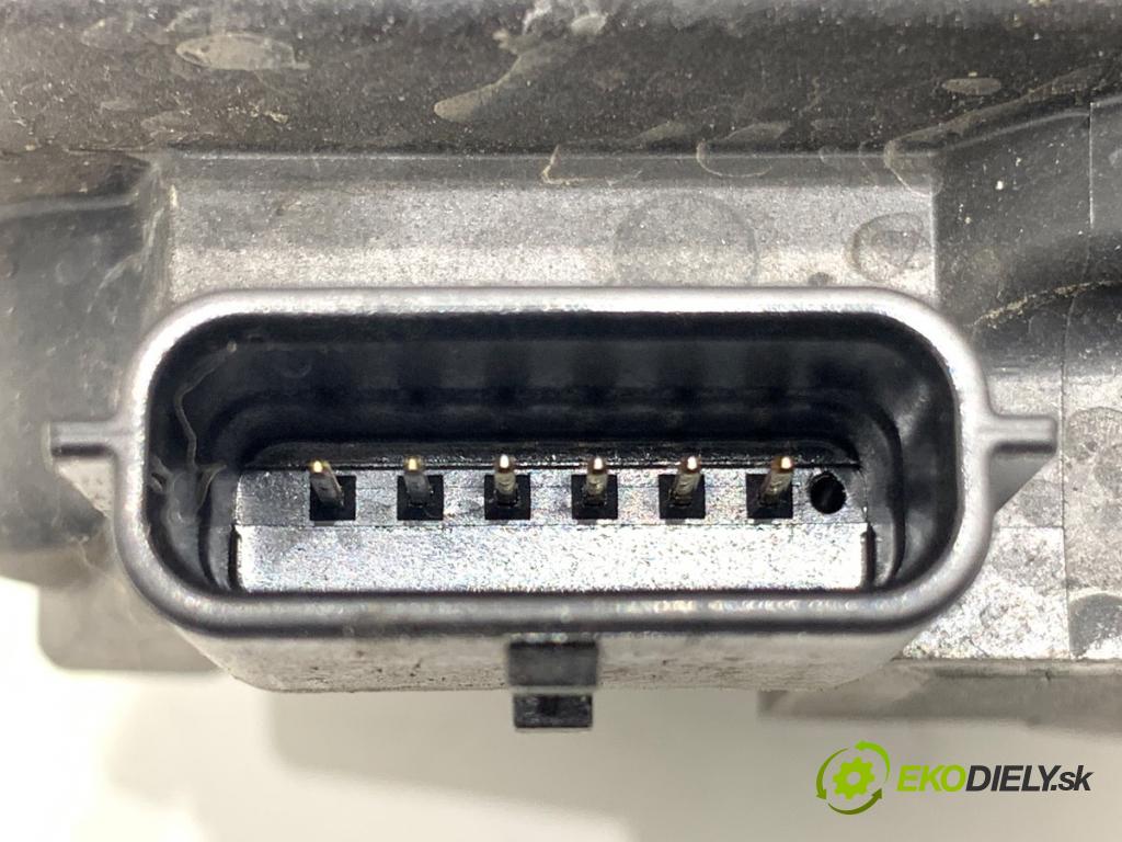 NISSAN QASHQAI J10 SUV 2012 86 kW 1.6 LPG 1598 Škrtiaca klapka SERA526-01 (Škrtiaca klapka)