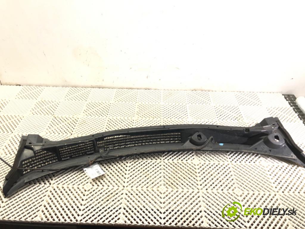 NISSAN QASHQAI J10 SUV 2012 86 kW 1.6 LPG 1598 Torpédo, plast pod čelné okno 66862JD900 (Torpédo (plast pod čelným sklom))