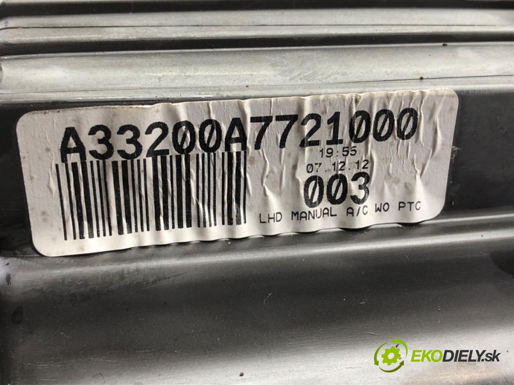 NISSAN QASHQAI J10 SUV 2012 86 kW 1.6 LPG 1598 topné těleso radiátor topení komplet KOMBAJN  (Radiátory topení)
