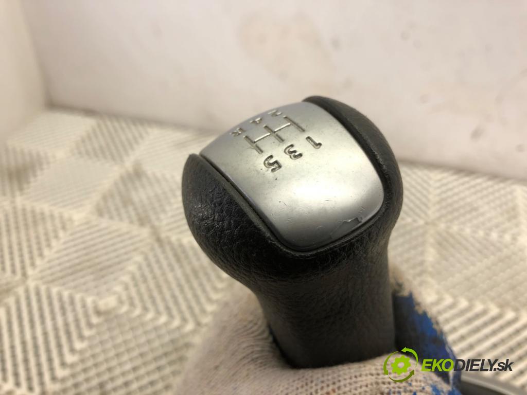 NISSAN QASHQAI J10 SUV 2012 86 kW 1.6 LPG 1598 Kulisa  (Rýchlostná páka (kulisa))