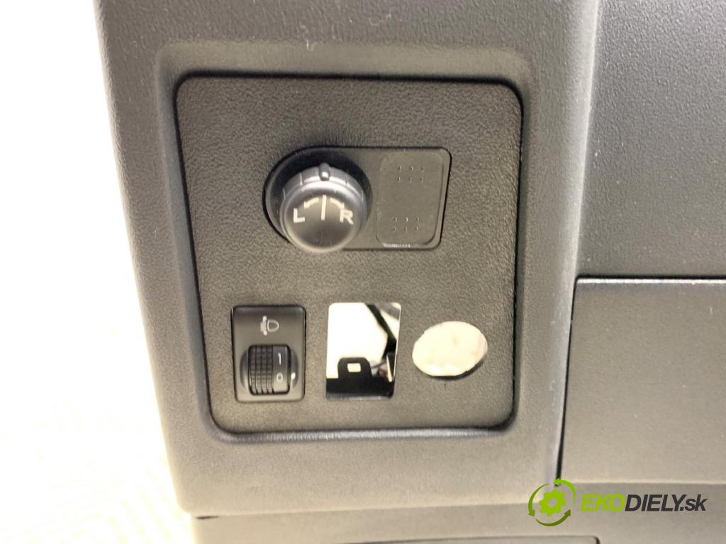 NISSAN QASHQAI J10 SUV 2012 86 kW 1.6 LPG 1598 Palubná doska silentbloku pasy