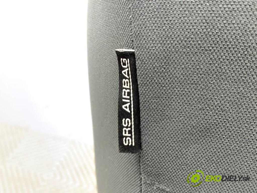 NISSAN QASHQAI J10 SUV 2012 86 kW 1.6 LPG 1598 Sedadlo pravy predný