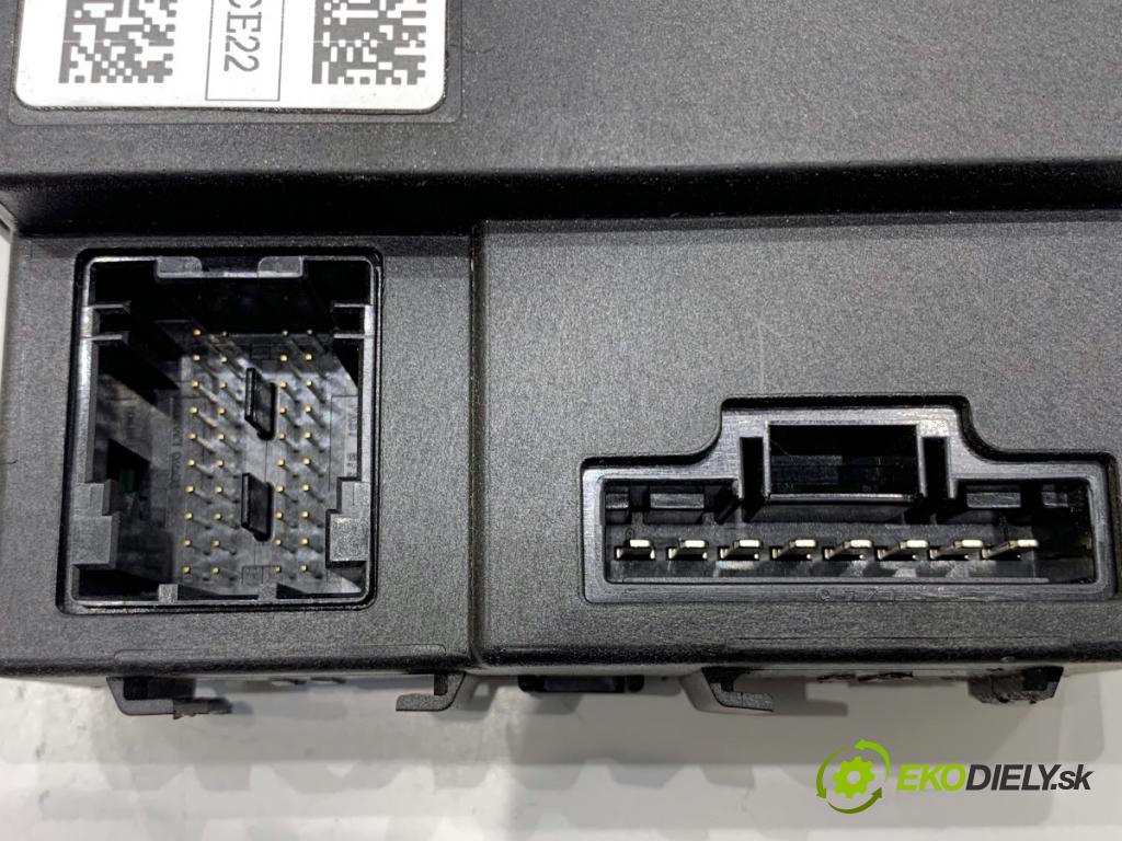 NISSAN QASHQAI J10 SUV 2012 86 kW 1.6 LPG 1598 Modul komfortu 284B2BR02A (Modul komfortu)