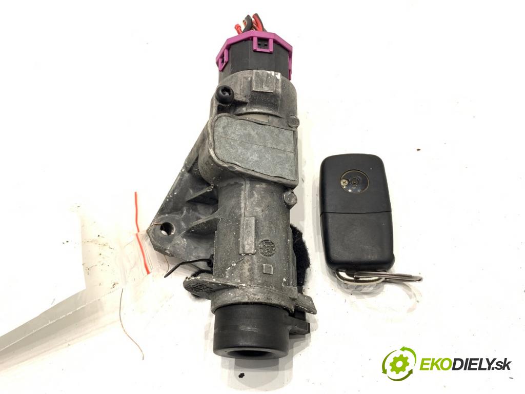 VW PASSAT B5 FL Kombi 2001 96 kW 1.9 TDI 1896 spinačka 4B0905851C (Spínacia skrinka)