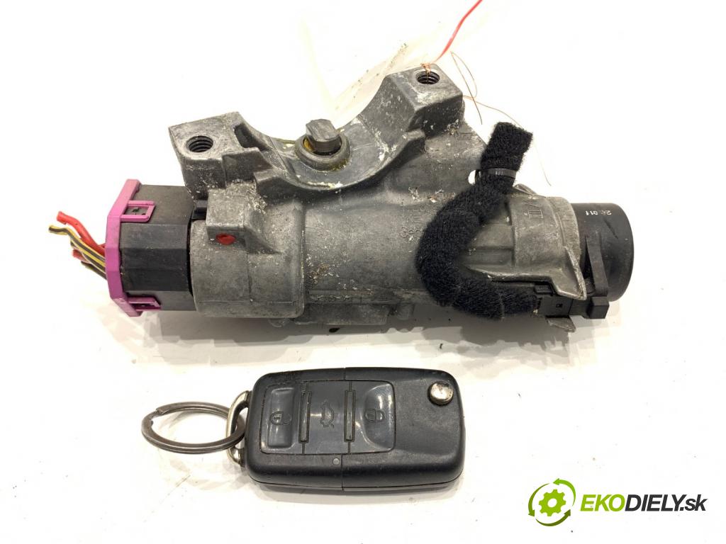 VW PASSAT B5 FL Kombi 2001 96 kW 1.9 TDI 1896 spinačka 4B0905851C (Spínacia skrinka)