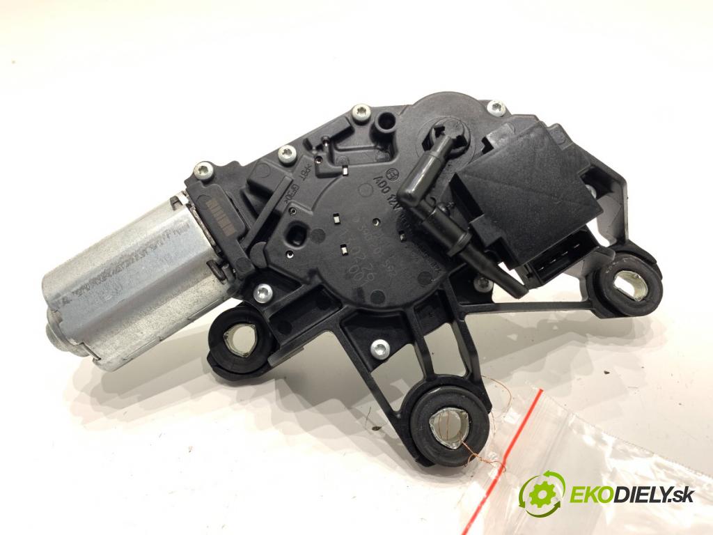 VW PASSAT B5 FL Kombi 2001 96 kW 1.9 TDI 1896 Motor stieračov zad 0390201592