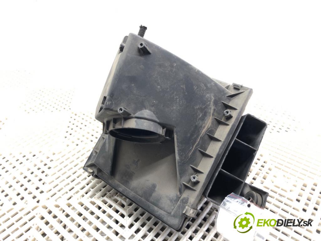 VW PASSAT B5 FL Kombi 2001 96 kW 1.9 TDI 1896 Obal filtra vzduchu 058133843 (Obal filtra vzduchu)