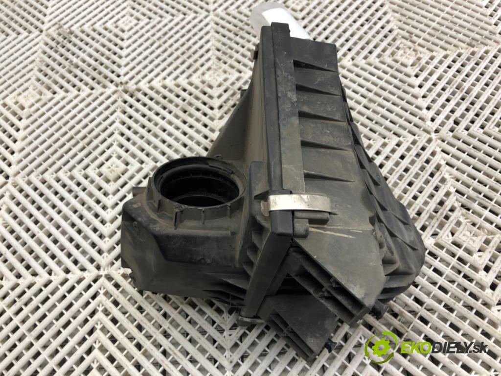 VW PASSAT B5 FL Kombi 2001 96 kW 1.9 TDI 1896 Obal filtra vzduchu 058133843 (Obal filtra vzduchu)