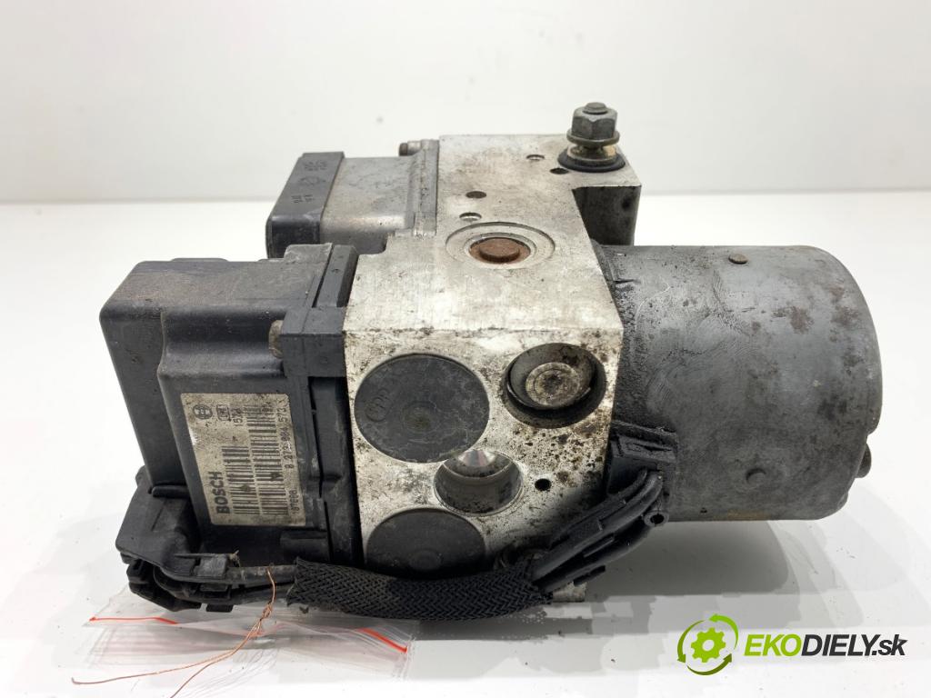 VW PASSAT B5 FL Kombi 2001 96 kW 1.9 TDI 1896 Pumpa ABS 0273004573 (Pumpa ABS)