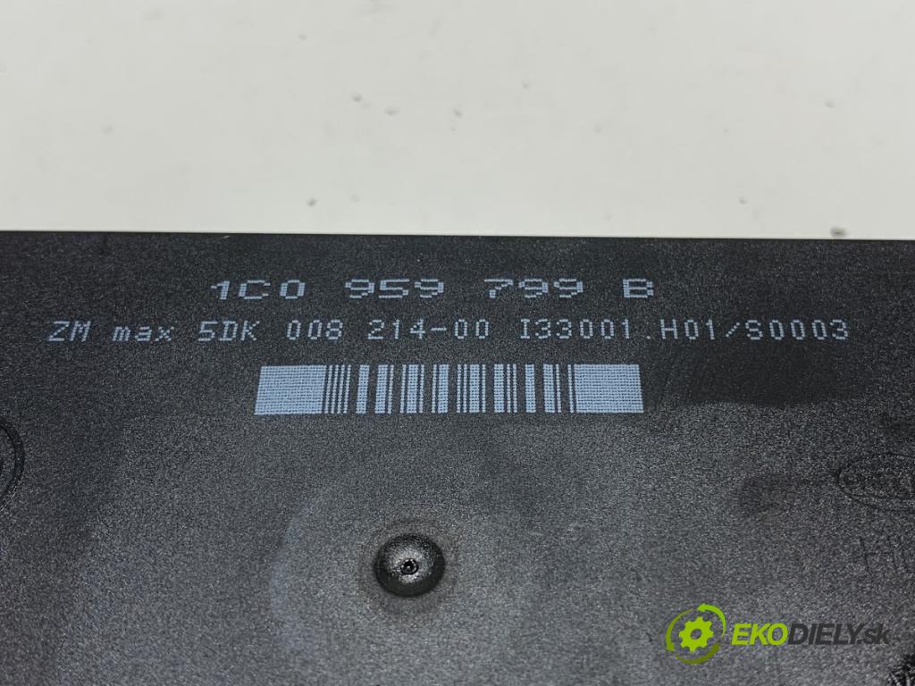 VW PASSAT B5 FL Kombi 2001 96 kW 1.9 TDI 1896 Modul komfortu 1C0959799B (Modul komfortu)