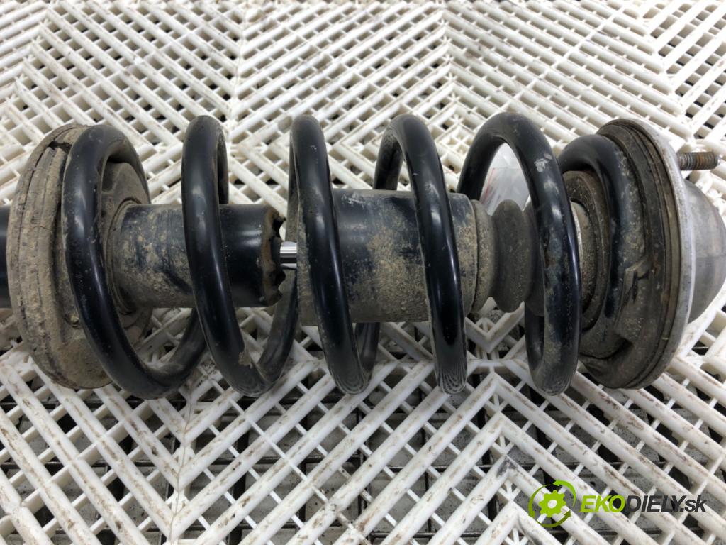 VW PASSAT B5 FL Kombi 2001 96 kW 1.9 TDI 1896 Tlmič pravy predný ZE