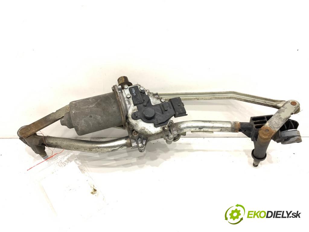 RENAULT LAGUNA III Kombi 2010 110 kW 2.0 dCi (KT01, KT08, KT09, KT0K, KT12, KT1D, KT1W) 1995 Mechanizmus stieračov predný 288003799R (Motorček stieračov predný)