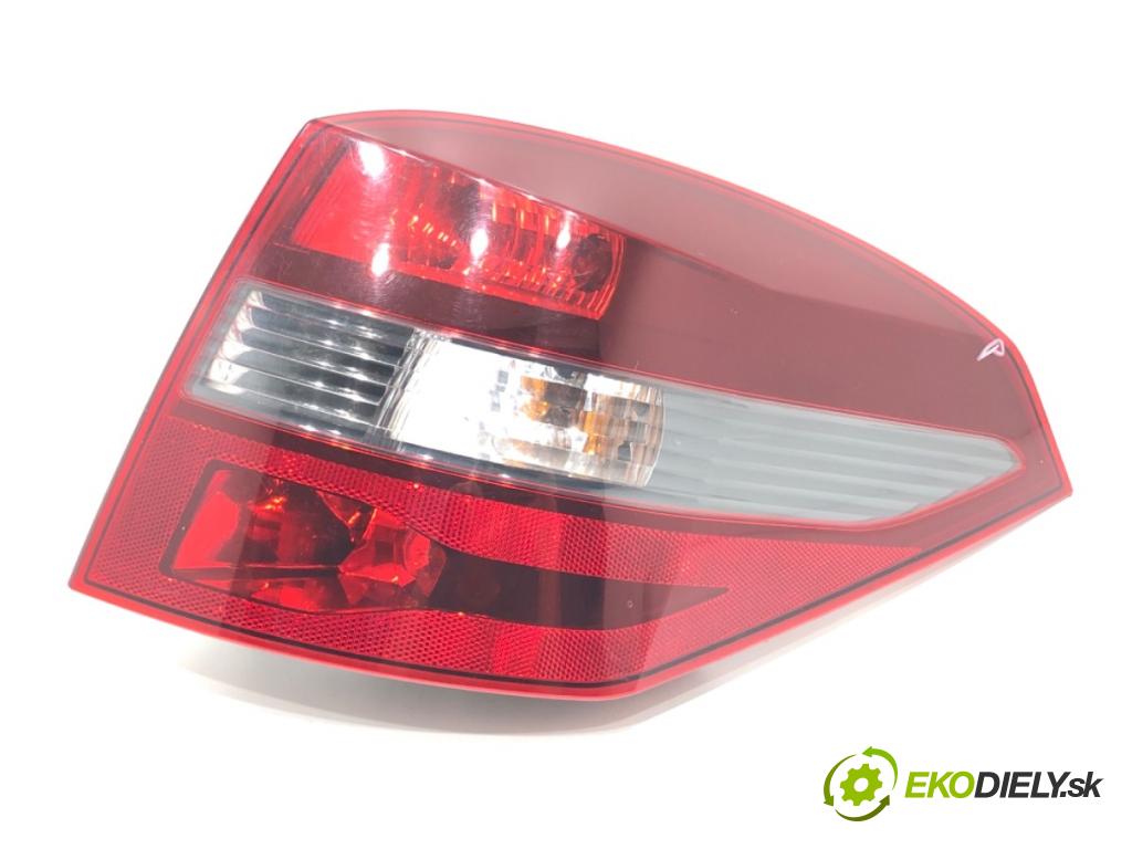 RENAULT LAGUNA III Kombi 2010 110 kW 2.0 dCi (KT01, KT08, KT09, KT0K, KT12, KT1D, KT1W) 1995 Svetlo pravy zad 