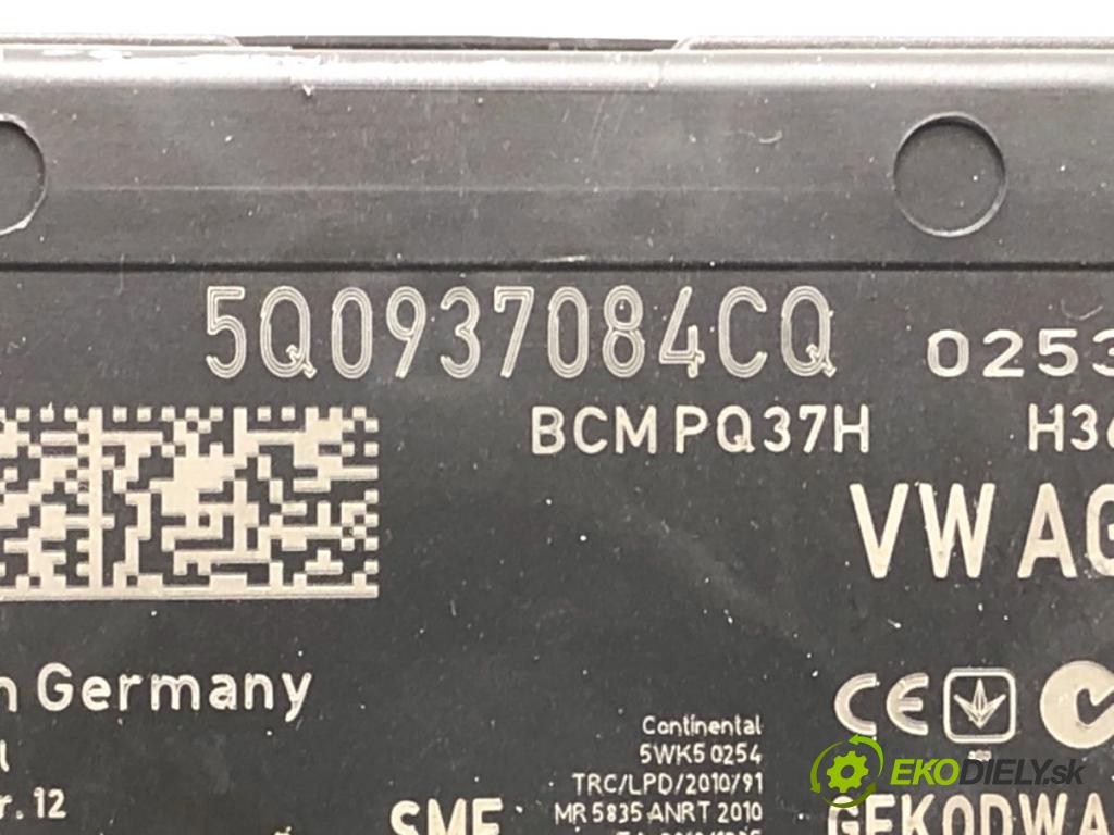 AUDI TT 8S coupe 2018 294 kW 2.5 RS quattro 2480 Modul komfortu 5Q0937084CQ (Modul komfortu)