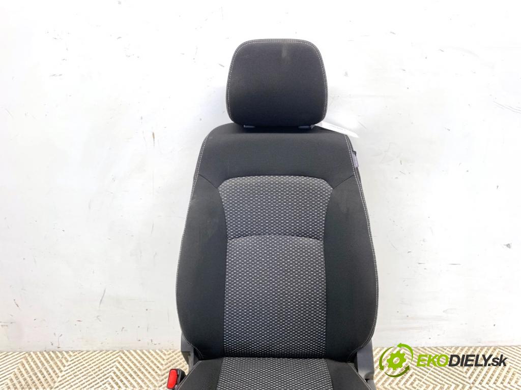 SUZUKI VITARA SUV 2016 88 kW 1.6 (APK 416) 1586 Sedadlo ľavy predný
