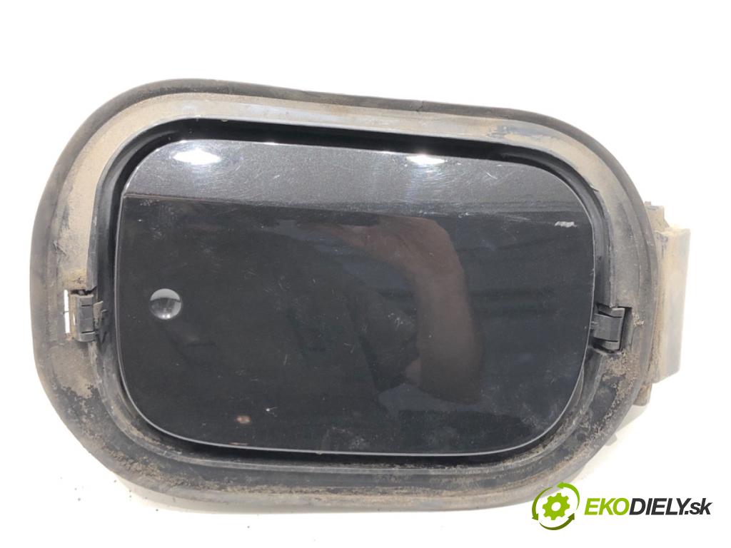 RENAULT LAGUNA III Kombi 2010 110 kW 2.0 dCi (KT01, KT08, KT09, KT0K, KT12, KT1D, KT1W) 1995 Dvierka nádrže paliva  (Kľučka dverí ostatné)