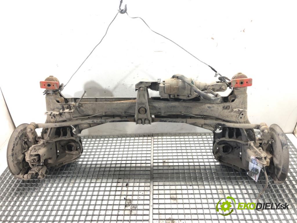 RENAULT LAGUNA III Kombi 2010 110 kW 2.0 dCi (KT01, KT08, KT09, KT0K, KT12, KT1D, KT1W) 1995 výztuha zadní část ohebná 521530001R