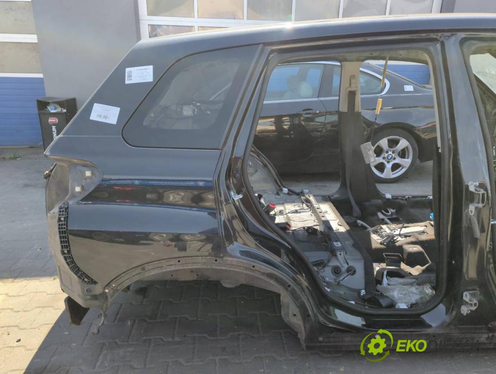 SUZUKI VITARA SUV 2016 88 kW 1.6 (APK 416) 1586 KAROSERIA ČTVRŤÁK blatník zadní část levý pravý práh střecha PODŁUŻNICA levý pravý