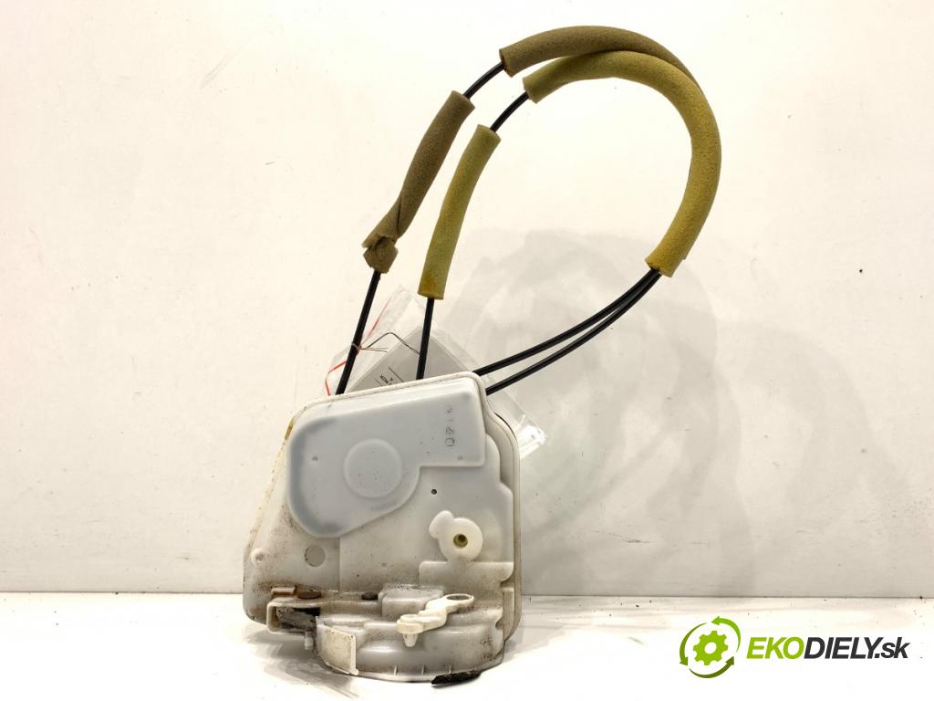 MAZDA 6 GH Kombi 2009 88 kW 1.8 MZR 1798 zámok dveře levý přední část 