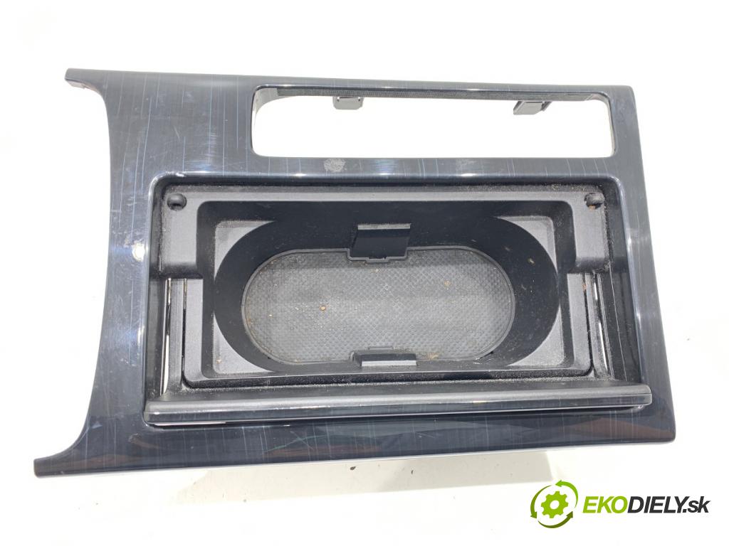 MAZDA 6 GH Kombi 2009 88 kW 1.8 MZR 1798 Držiak na nápoje GS1D-64361 (Držiak (úchyt) na nápoje)