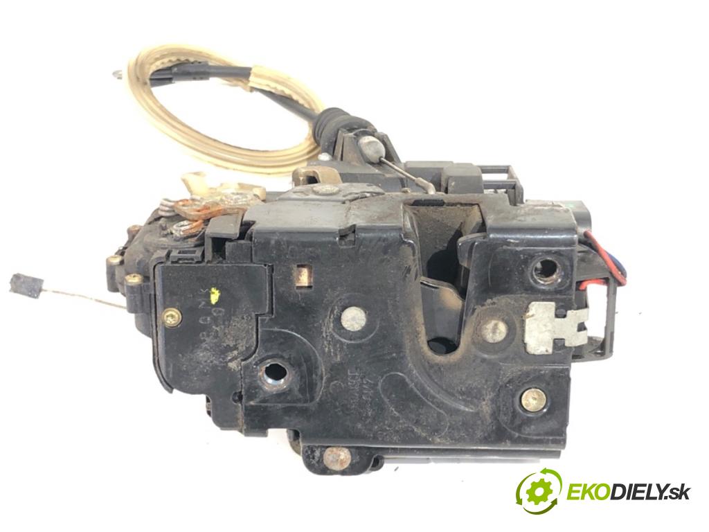 SEAT TOLEDO II sedan 2001 55 kW 1.4 16V 1390 zámok dveře levý přední část 3B1837015A