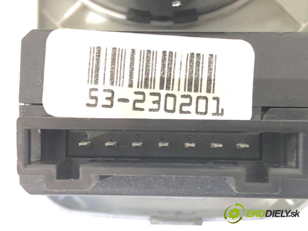 SEAT TOLEDO II sedan 2001 55 kW 1.4 16V 1390 Spínač svetiel