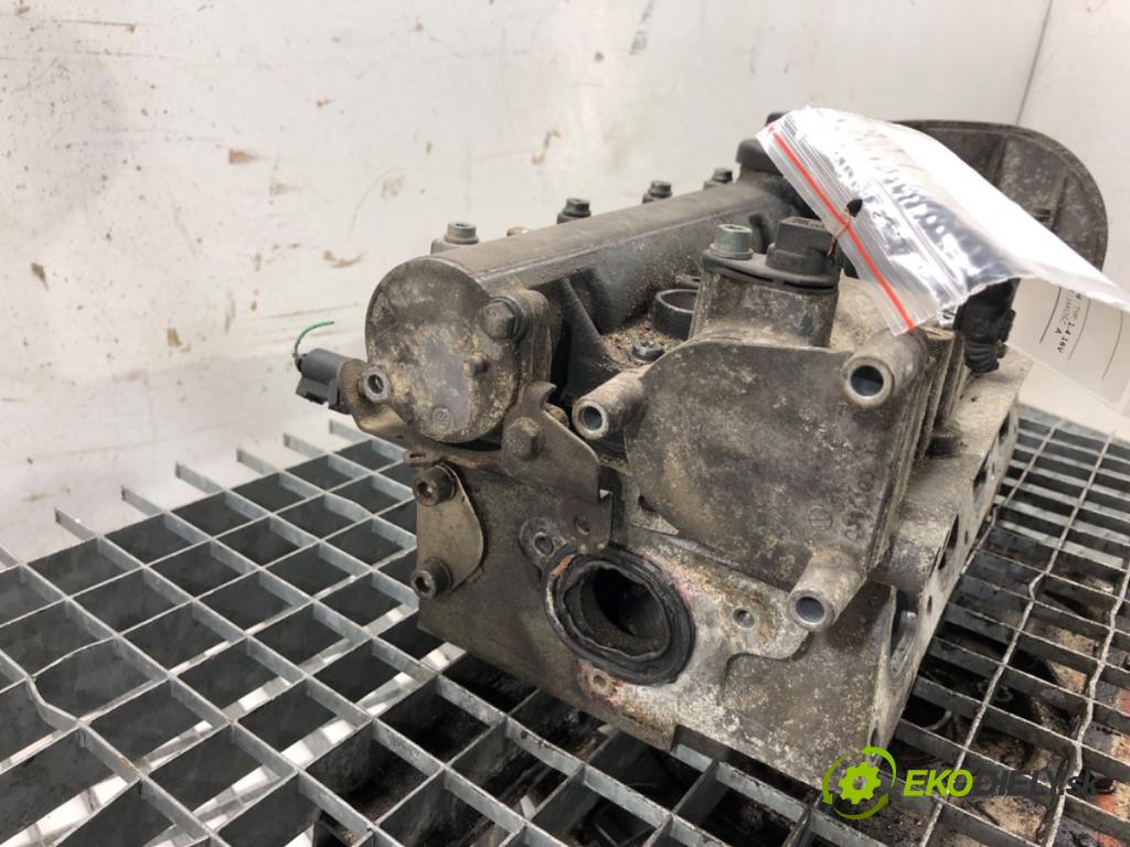 SEAT TOLEDO II sedan 2001 55 kW 1.4 16V 1390 Hlava valcov 038103373A (Hlava valcov)