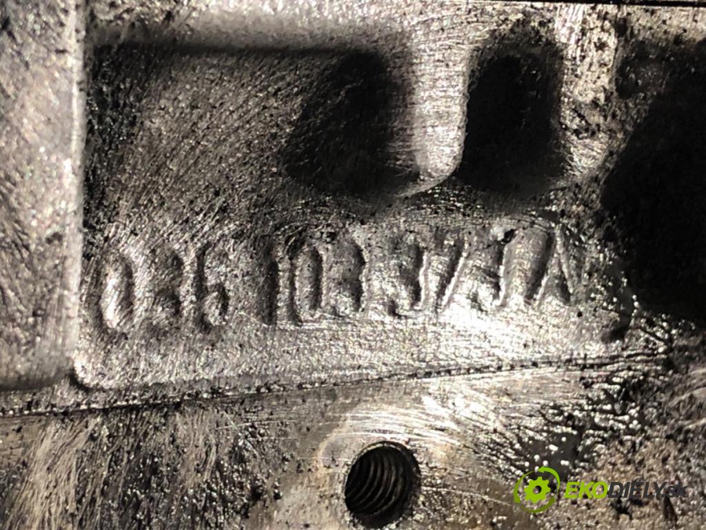 SEAT TOLEDO II sedan 2001 55 kW 1.4 16V 1390 hlava válců 038103373A (Hlavy válců)