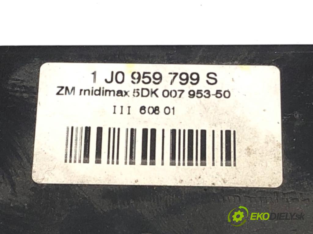 SEAT TOLEDO II sedan 2001 55 kW 1.4 16V 1390 Modul komfortu 1J0959799S (Modul komfortu)