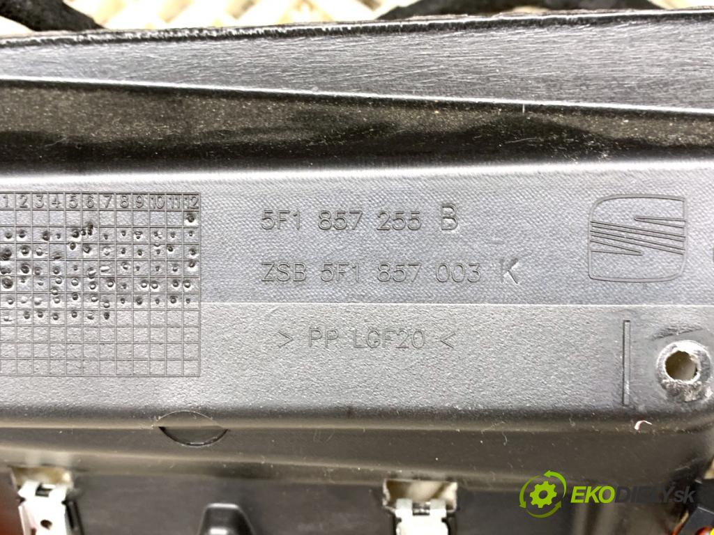 SEAT LEON III liftback 2017 92 kW 1.4 TSI 1395 Palubná doska VANKÚŠ: spolujazdca