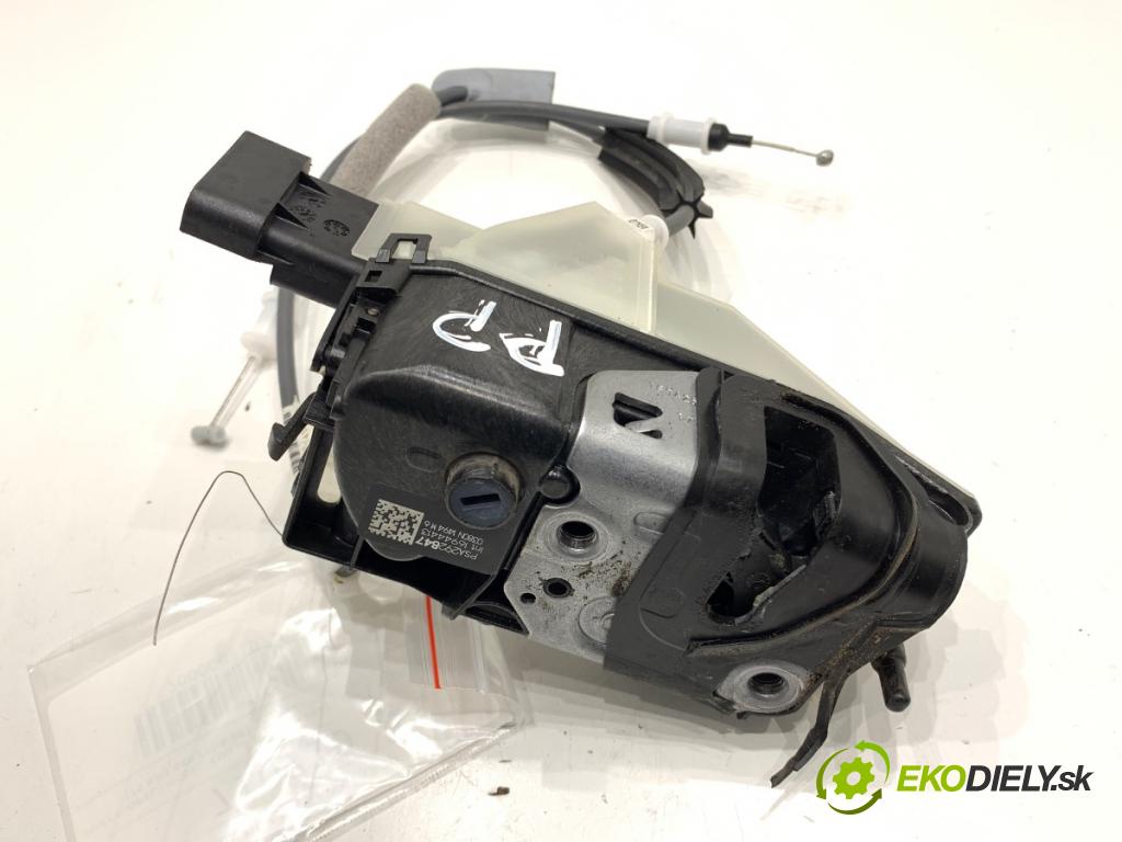 OPEL CORSA F liftback 2020 55 kW 1.2 (68) 1199 zámok dveře pravý přední část 292847