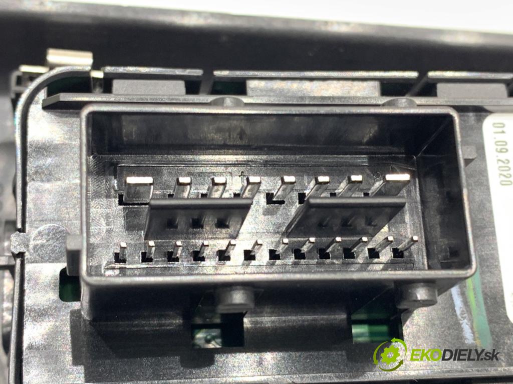 OPEL CORSA F liftback 2020 55 kW 1.2 (68) 1199 Prepínač okien 96788281ZD (Prepínacie páčky pod volantom)
