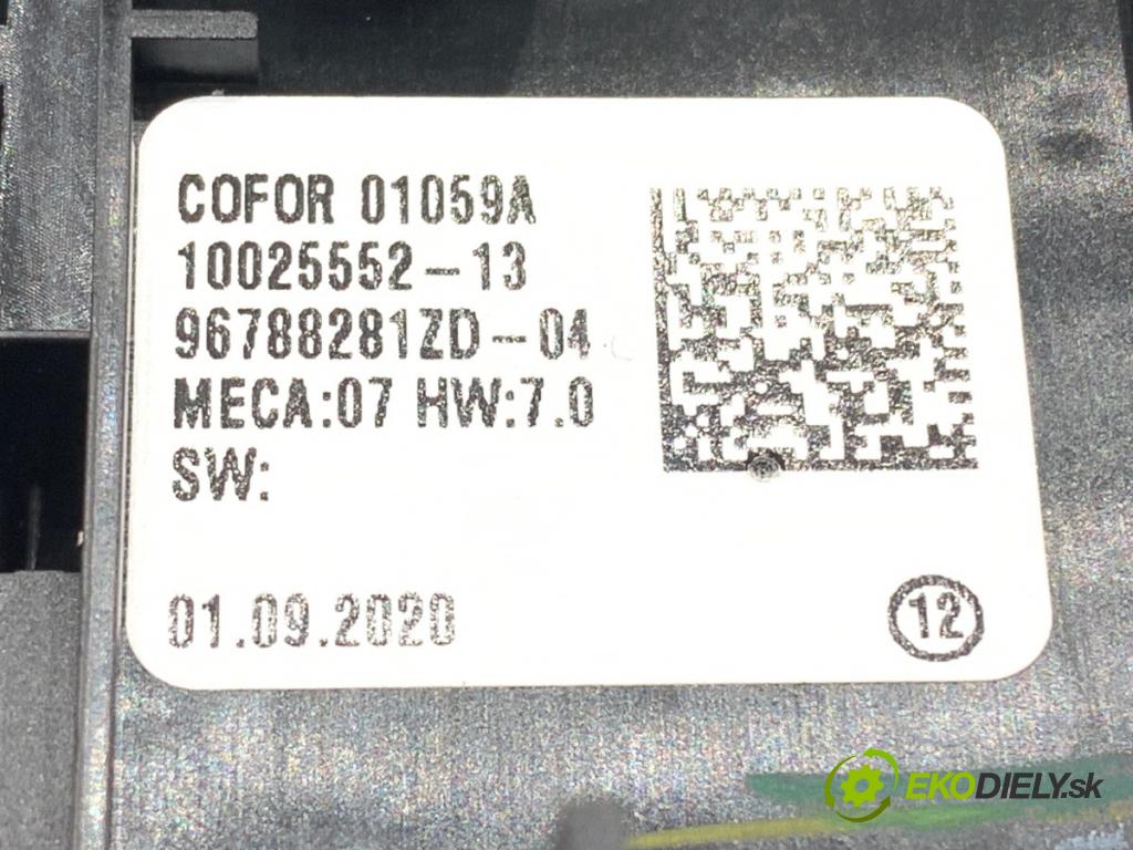 OPEL CORSA F liftback 2020 55 kW 1.2 (68) 1199 Prepínač okien 96788281ZD (Prepínacie páčky pod volantom)