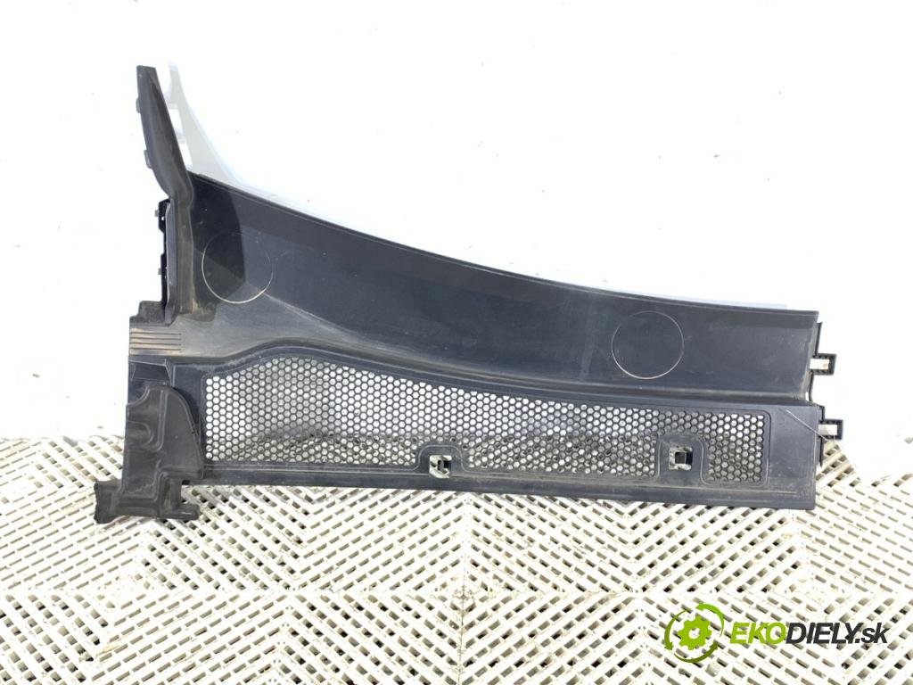 OPEL CORSA F liftback 2020 55 kW 1.2 (68) 1199 torpédo plast pod čelní okno pravé 9820794480