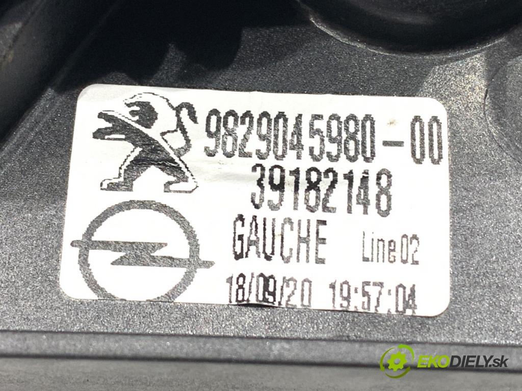 OPEL CORSA F liftback 2020 55 kW 1.2 (68) 1199 mechanismus okna levý zadní část 9829045980